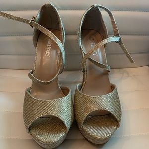 Delicacy Gold Rhinestone heels